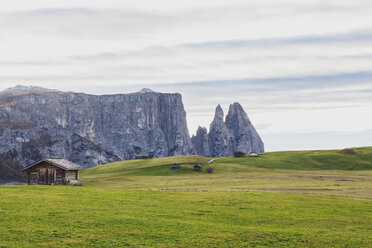 Italy, South Tyrol, Dolomites, Seiser Alm in late summer - MMAF00745