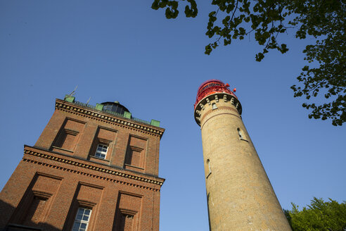 Deutschland, Rügen, Kap Arkona, Kap Arkona Leuchtturm und Schinkelturm - MAMF00262