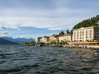 Italy, Lombardy, Bellagio, Lake Como - AMF06611