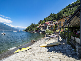 Italien, Lombardei, Varenna, Altstadt, Comer See, Seeufer - AMF06617