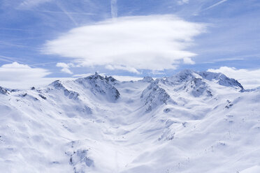 Frankreich, Französische Alpen, Les Menuires, Trois Vallees, Blick auf das Skigebiet - SKAF00121