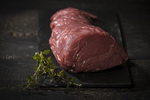 Rohes Rinderfilet, lizenzfreies Stockfoto