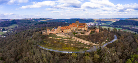 Deutschland, Hessen, Odenwaldkreis, Breuberg, Luftbild der Burg Breuberg, lizenzfreies Stockfoto