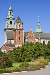 Poland, Krakow, Wawel Cathedral and garden - ABOF00383