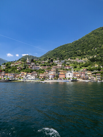 Italien, Lombardei, Comer See, Colonno, Stadtbild, lizenzfreies Stockfoto