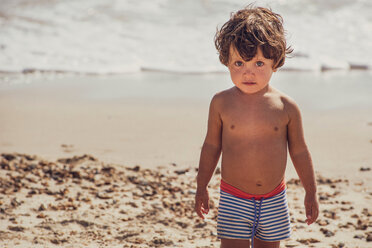 Toddler on beach - CUF46825