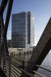 Germany, Hamburg, HafenCity, modern office building - WIF03736