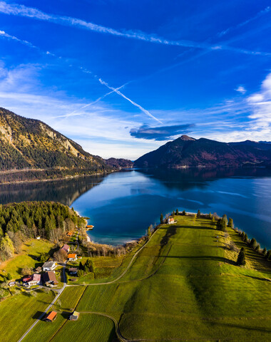 Deutschland, Bayern, Oberbayern, Walchensee, Kochel am See am Abend, lizenzfreies Stockfoto