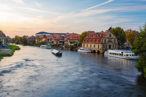 Germany, Bavaria, Bamberg, Little Venice and Regnitz river at twilight - TAMF01146