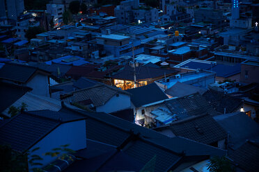 Township bei Nacht, Seoul, Südkorea - CUF48021