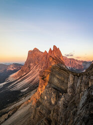 Blick in die Geislergruppe, St. Christina im Grödnertal, Dolomiten, Trentino-Südtirol, Italien - CUF48286