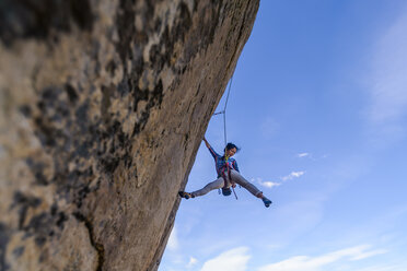 Rock climbing in El Chaltén, south Patagonia, Argentina - ISF20419