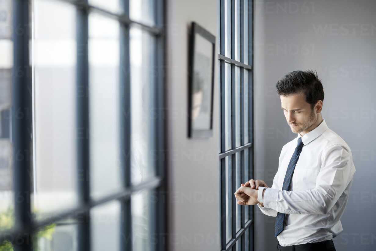 214 Business Man Expensive Watch Stock Photos, High-Res Pictures, and  Images - Getty Images