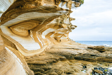 Australien, Tasmanien, Maria Island, Maria Island National Park, Painted Cliffs - KIJF02175