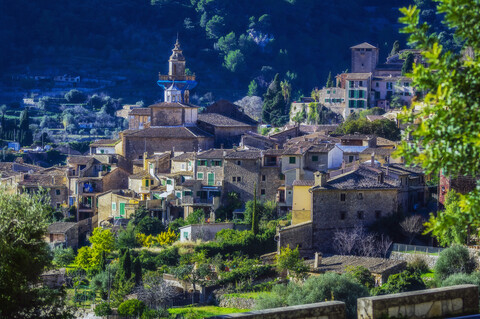 Spanien, Mallorca, Valldemossa, Bergdorf, lizenzfreies Stockfoto