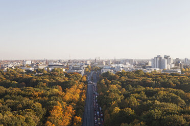 Deutschland, Berlin, Blick auf Großer Tiergarten und Schöneberg von der Siegessäule - GWF05821