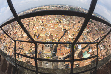 Italien, Bologna, Italien, Bologna, Stadtbild mit Fischaugenobjektiv von oben gesehen - WPEF01292