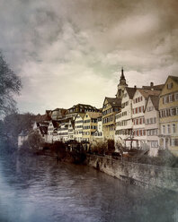 Germany, Tuebingen, city view and Neckar - LVF07711