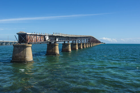 USA, Florida, Florida Keys, alte Bahia Honda Rail Bridge - RUNF01011