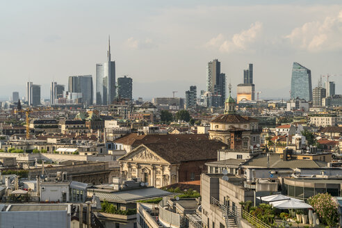 Italy, Milan, cityscape - PC00392