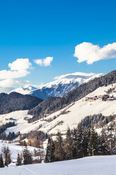 Italy, Trentino Alto-Adige, Val di Funes, Santa Maddalena on a sunny winter day - FLMF00113