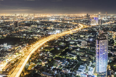 Thailand, Bangkok, Luftaufnahme der Stadt bei Nacht - WPEF01356