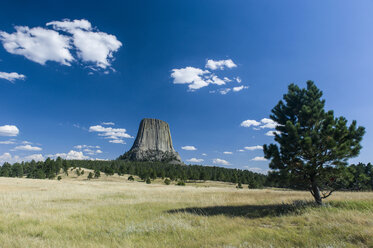 USA, Wyoming, Devils Tower National Monument - RUNF01048