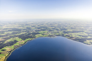 Deutschland, Bayern, Luftbild vom Chiemsee, Seebruck und Gollenshausen - MMAF00805