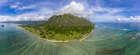 USA, Haswaii, Oahu, Ko'olau Range, Kualoa Point and China Man Hat Island stock photo
