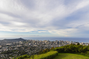 USA, Hawaii, Oahu, Puu Ualakaa State Park, Blick vom Tantalus Lookout auf Honolulu und Diamond Head - FOF10308