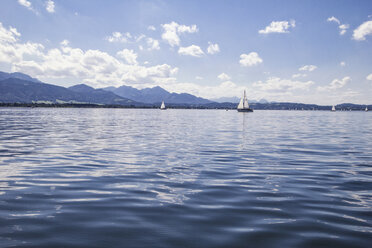 Deutschland, Bayern, Chiemsee, Segelboote - MAMF00396