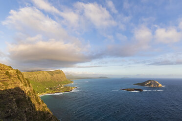 USA, Pazifischer Ozean, Hawaii, Oahu, Blick vom Makapu'U Point, Kaohikaipu Island, Staatliches Seevogelschutzgebiet - FOF10340