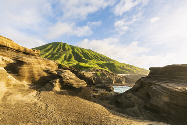 USA, Hawaii, Oahu, Lanai, Pacific Ocean, Coco crater at sunrise - FOF10364