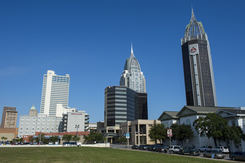 USA, Alabama, Skyline des Stadtzentrums von Mobile, lizenzfreies Stockfoto