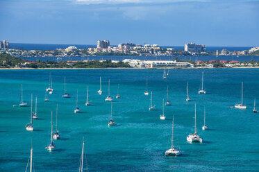 Karibik, Antillen, Sint Maarten, Marigot, Hafen, Übersee-Frankreich - RUNF01245