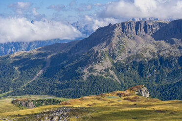 Italy, Veneto, Dolomites, San Pellegrino Pass, Alta Via Bepi Zac - LOMF00803