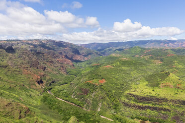 USA, Hawaii, Kaua'i, Waimea Canyon State Park, Blick auf Waimea Canyon, Waimea Ditch, Mokihana Valley und Nihoa Gulch - FOF10492