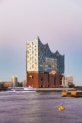 Germany, Hamburg, Elbe Philharmonic Hall and HafenCity - WDF05086