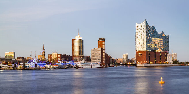 Deutschland, Hamburg, Elbphilharmonie und HafenCity - WDF05088