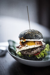 Black hamburger with egg and bacon - MJRF00071