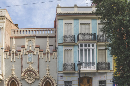 Spanien, Valencia, El Cabanyal, Häuserfassaden - KEBF01169