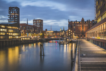 Germany, Hamburg, Elbarkaden at blue hour - KEBF01181