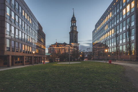 Deutschland, Hamburg, Neustadt, Blick auf die St. Michaelis Kirche, lizenzfreies Stockfoto