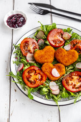 Baked camembert in heart shape with rocket, lamb's lettuce, tomato, radish and lingonberry - SARF04116