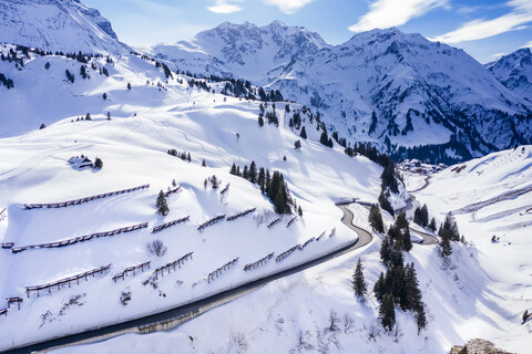Österreich, Vorarlberg, Allgäuer Alpen, Winter am Hochtannbergpass, lizenzfreies Stockfoto