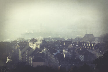 Germany, Wuppertal, Nordstadt, houses on a hazy winter morning - DWIF00976