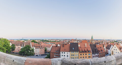 Deutschland, Nürnberg, Altstadt, Stadtbild im Abendlicht, lizenzfreies Stockfoto