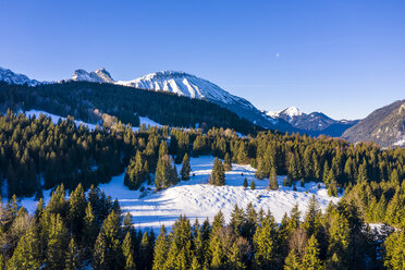 Deutschland, Bayern, Allgäuer Alpen, Aggenstein im Winter - STSF01874