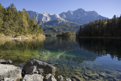 Deutschland, Bayern, Eibsee, lizenzfreies Stockfoto