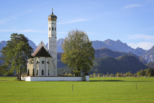 Deutschland, Bayern, Allgäu, Schwangau, Kirche St. Koloman - DLF00056